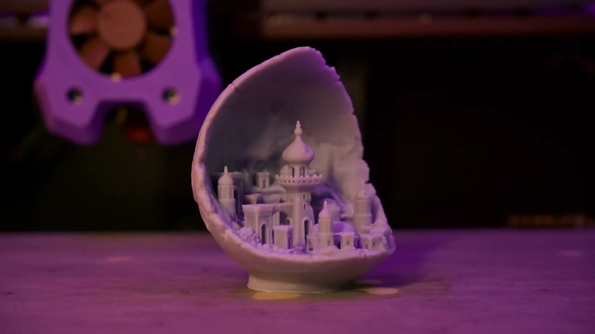 Image of: 3. Moon City
