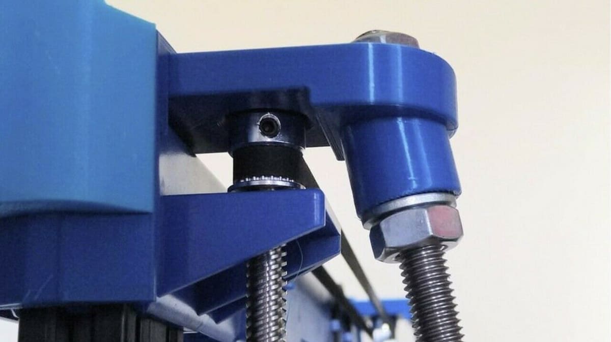 These stabilizer rods are made up of 3D printed parts, a threaded rod, and a handful of washers and nuts