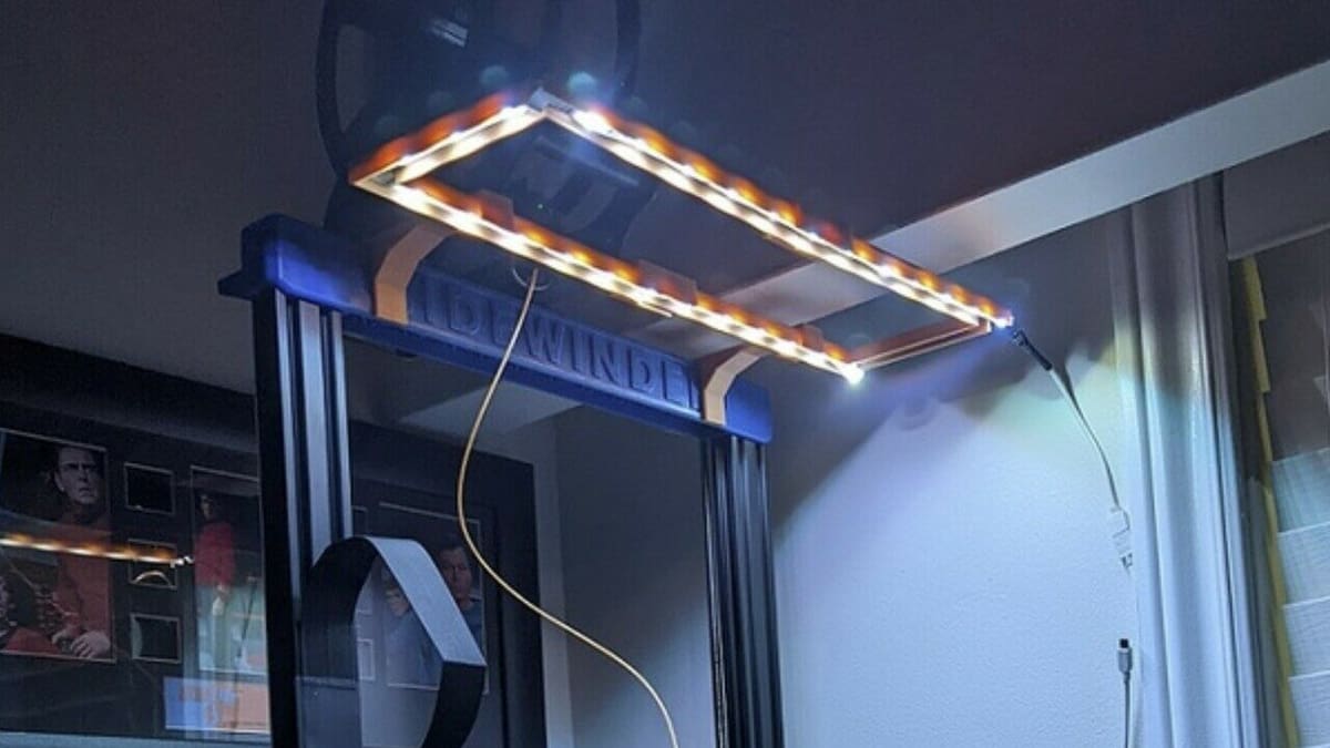 A light bar makes it much easier to work on your 3D printer at night