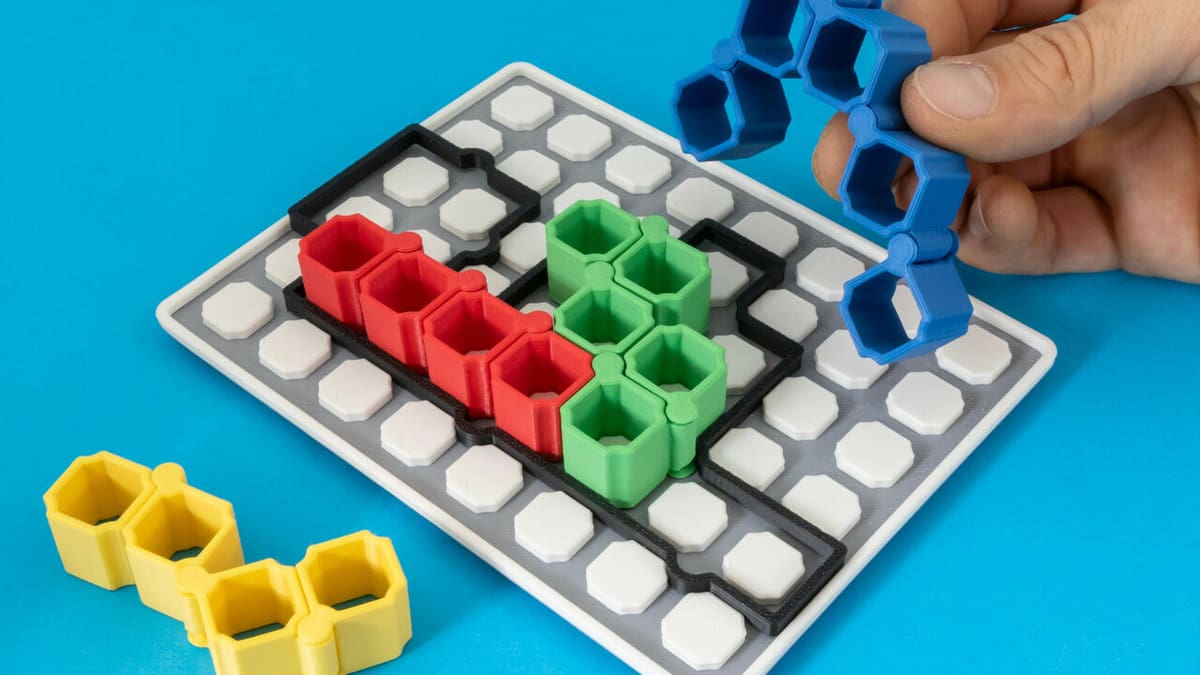 The colors give this game strong Tetris vibes