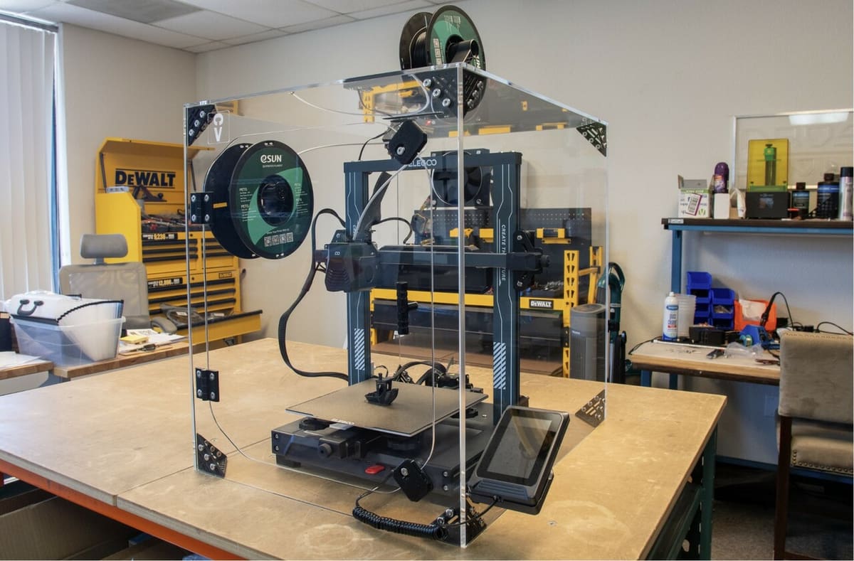 An enclosure makes printing materials like ABS and PC much easier
