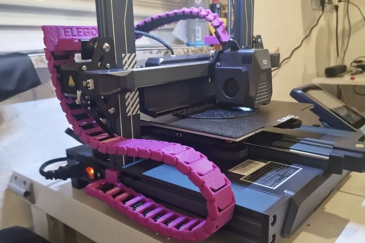 Image of: 8. Cable Chain