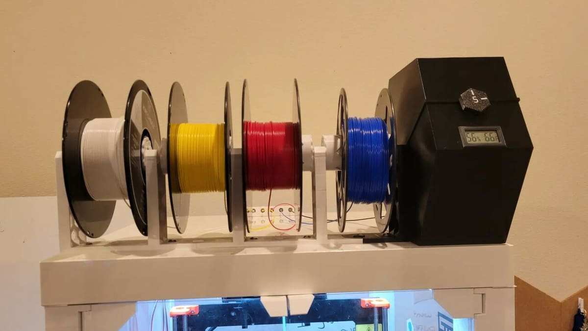 This dry box sits perfectly on top of a Ikea Lack enclosure