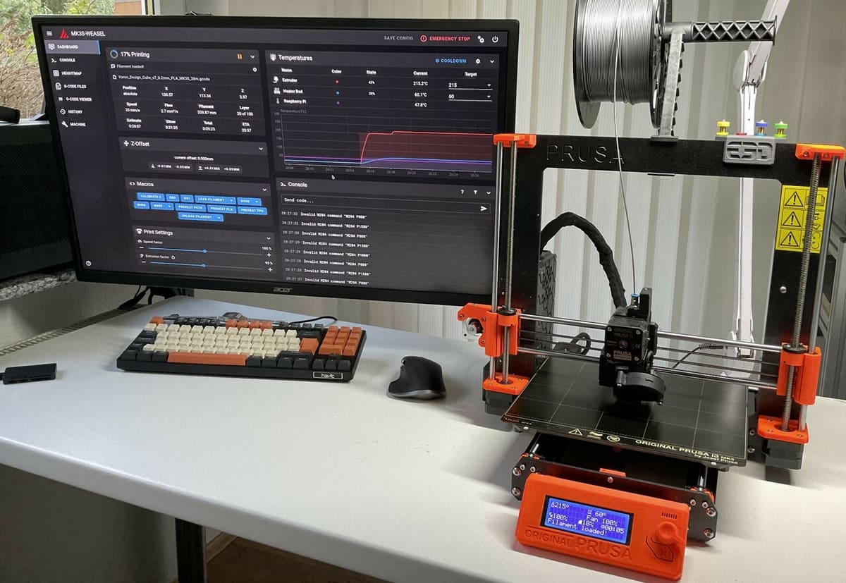 Mainsail and Fluidd are two great web interfaces for Klipper printers