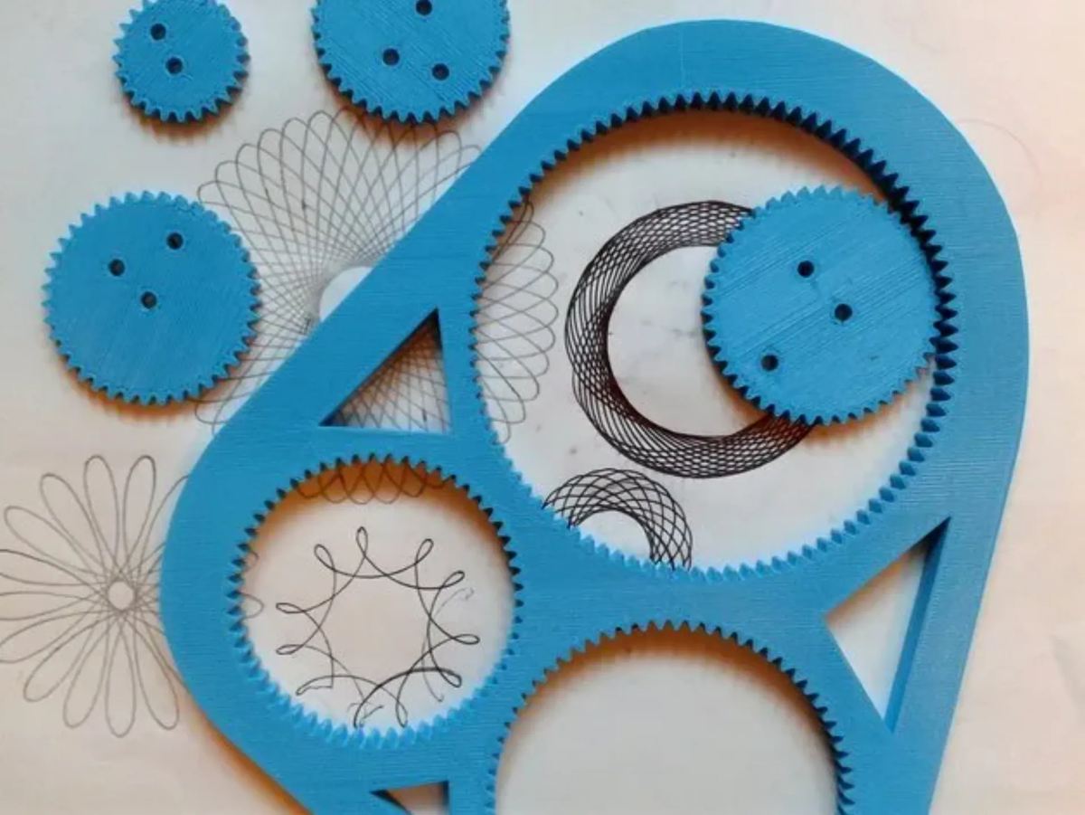 Image of Daily Advent Toy 3D Prints: Spirograph