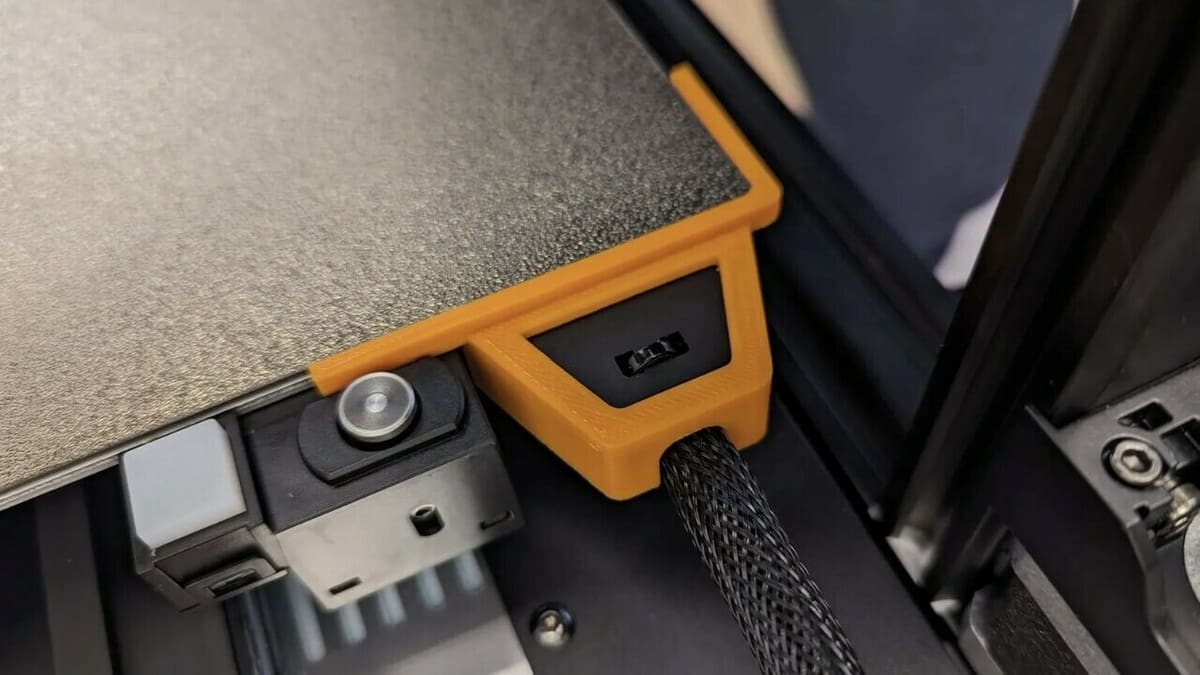 This upgrade makes reattaching and aligning the build plate much easier