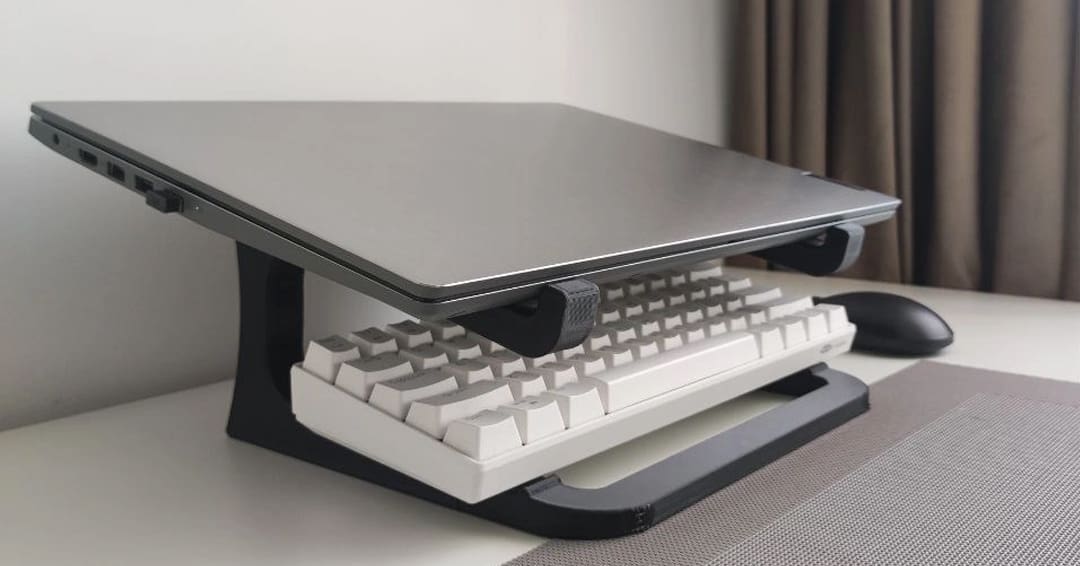 It works as a desk organizer as well!