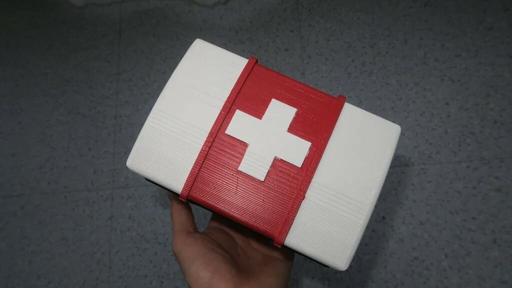 When health is low, grab a Medi Kit Box and get back in the game