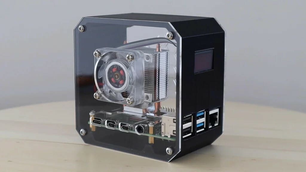 The desktop that fits