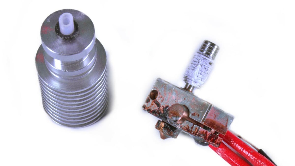 Make sure to apply the thermal paste to the side that inserts into the heatsink