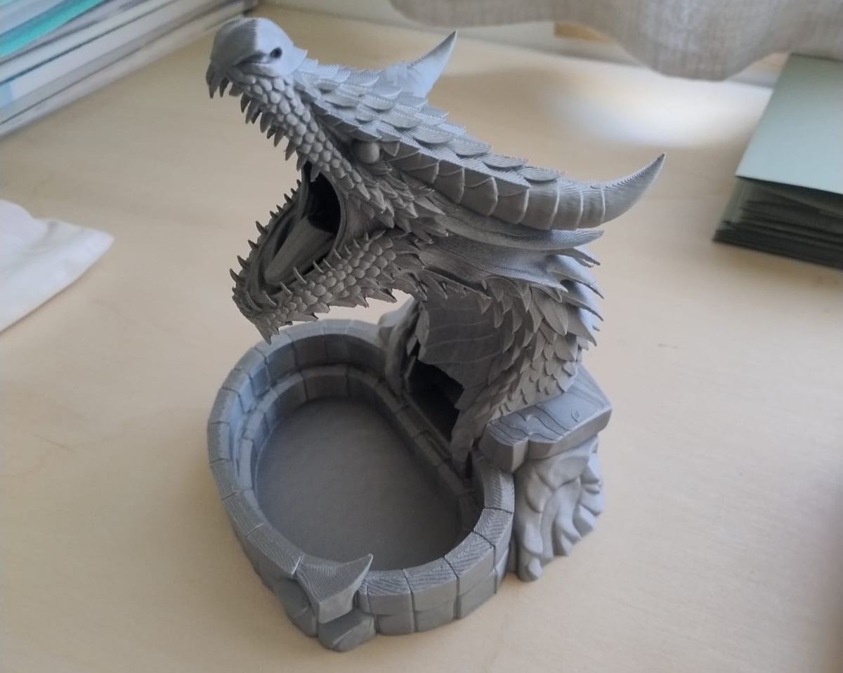 Image of: Dragon Dice Tower