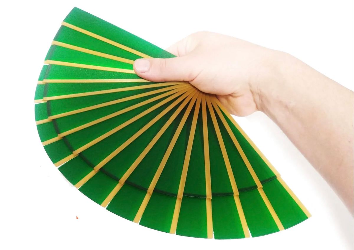 Image of Daily Advent Toy 3D Prints: Collapsible Hand Fan