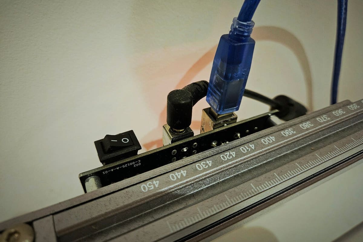 Connecting to the laser engraver with a USB cable