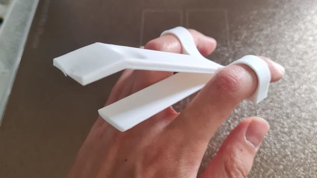 A simple device for playfull moments