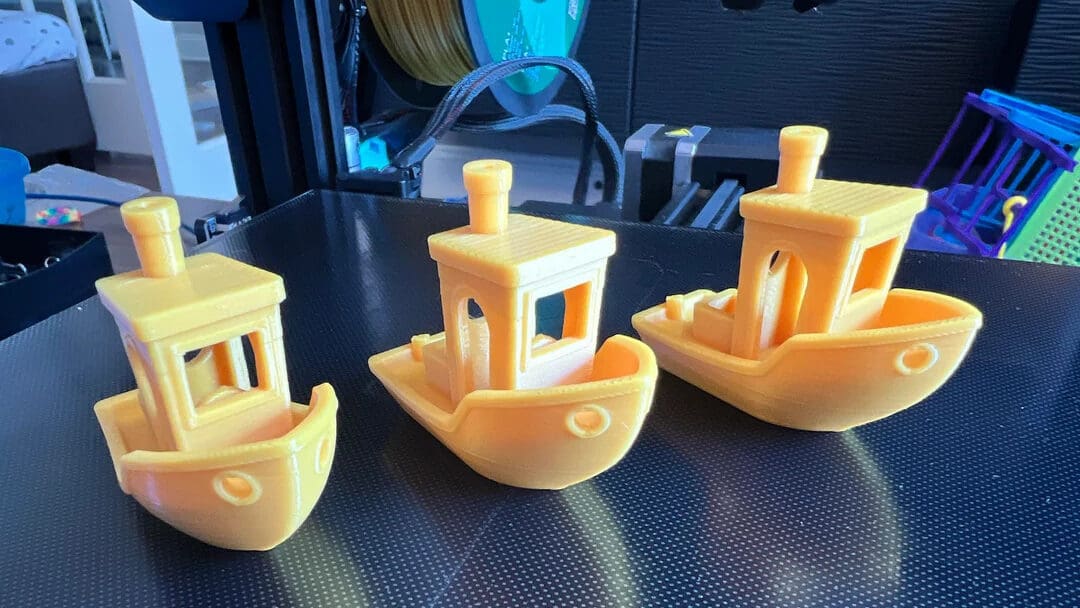 Three excellent Benchys printed with eSUN PLA+
