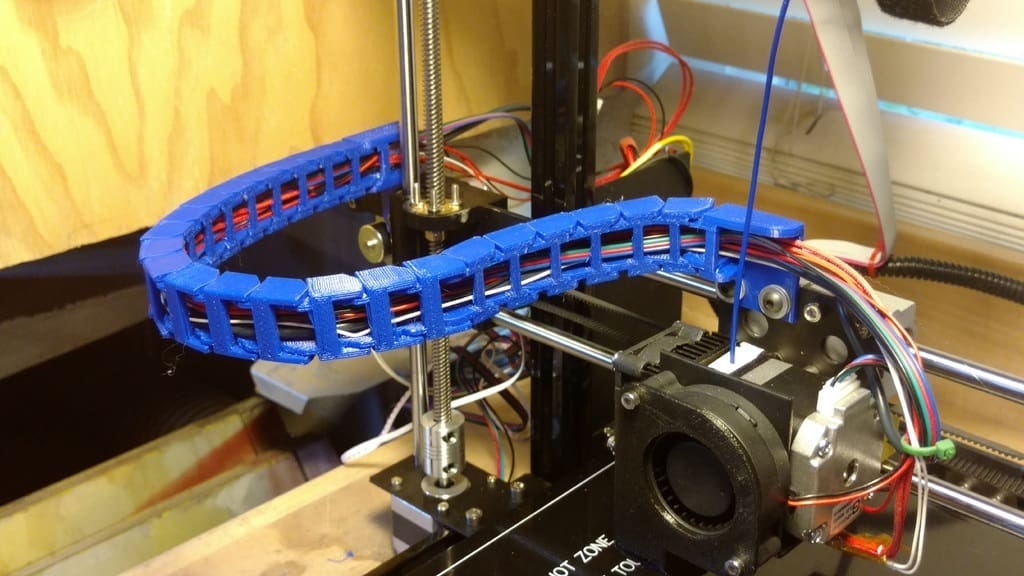 Image of: 14. Cable Chain