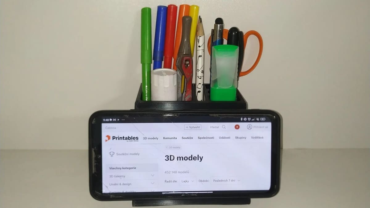 Keep your phone held up and never miss a notification