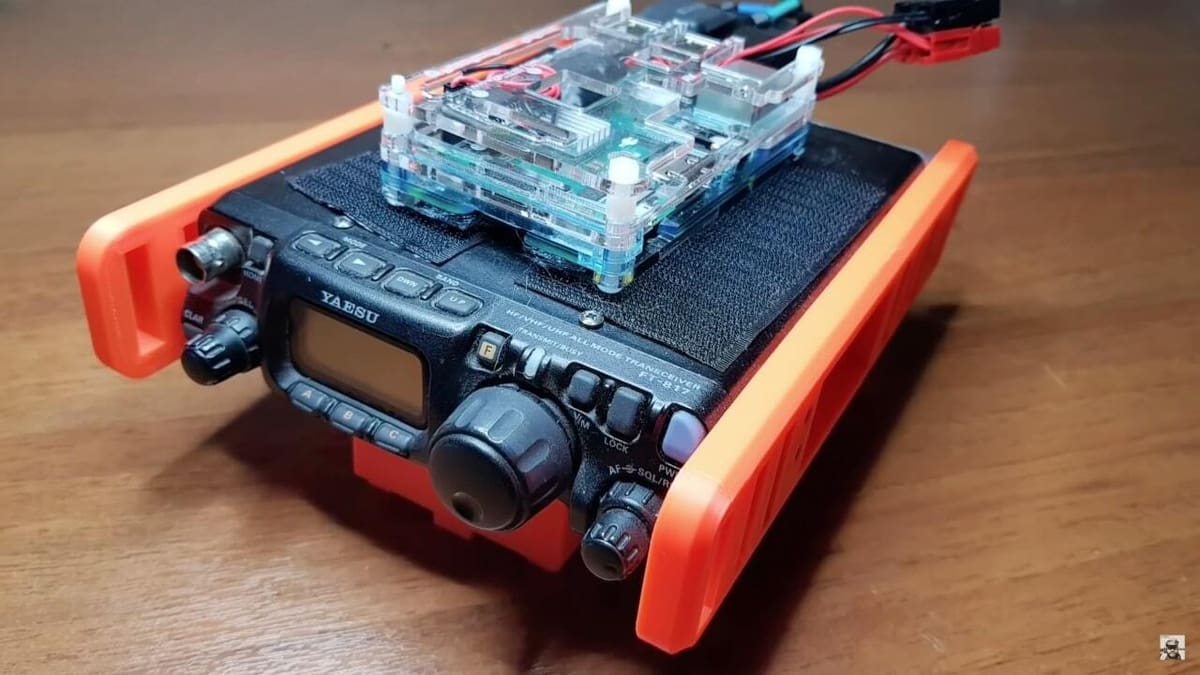 Got a radio you don't use anymore? Give it a new life with Raspberry Pi!