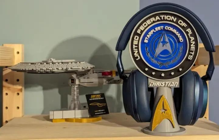 Great for commanders and cadets alike!