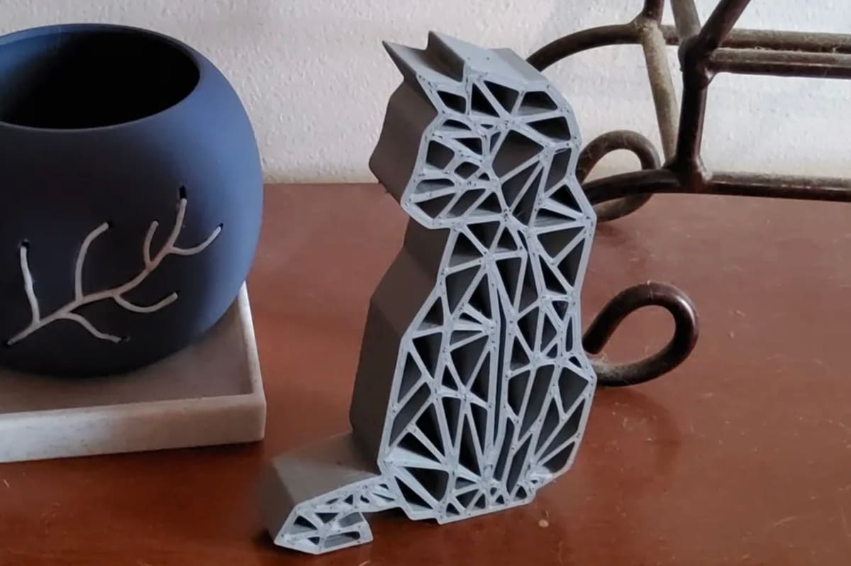 A great addition to the decor of cat enthusiasts