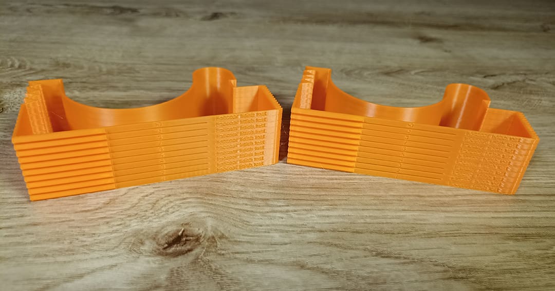 A hotter nozzle (230 °C, right) provides a more even surface finish