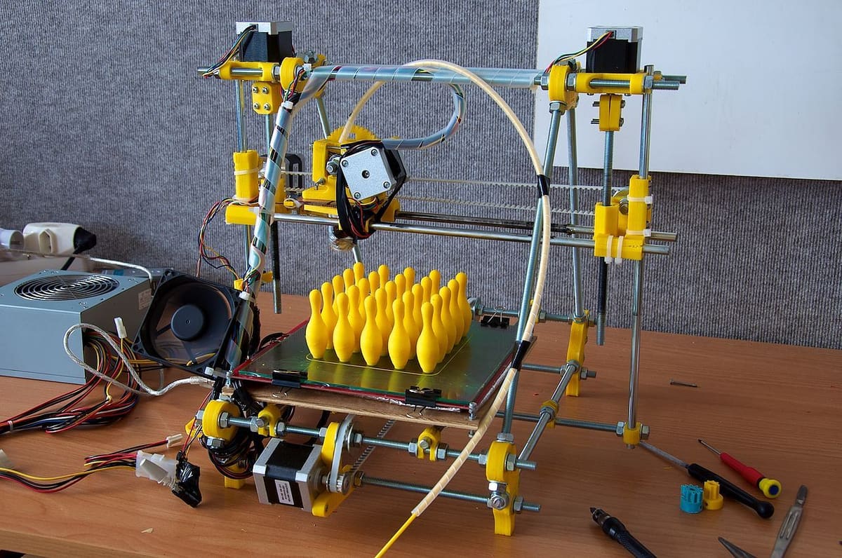 The ever-popular Prusa i3 series is a late development of the Prusa Mendel