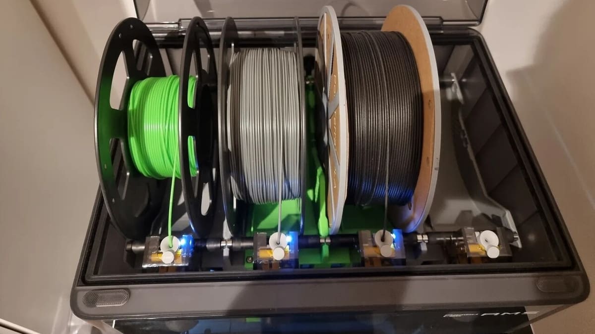 The Hydra AMS, an example of makers doing what makers do best: innovating!