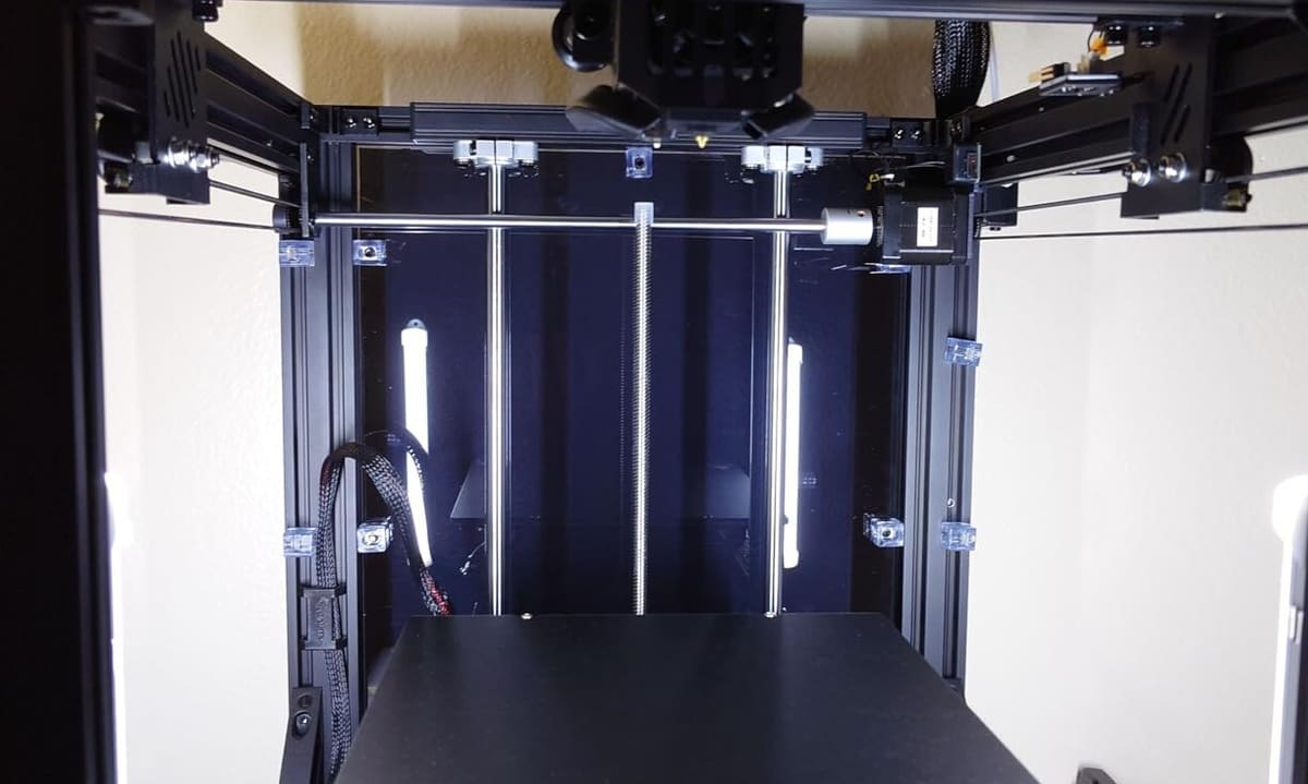 Fixed by metal clips directly to the V-Slot profile