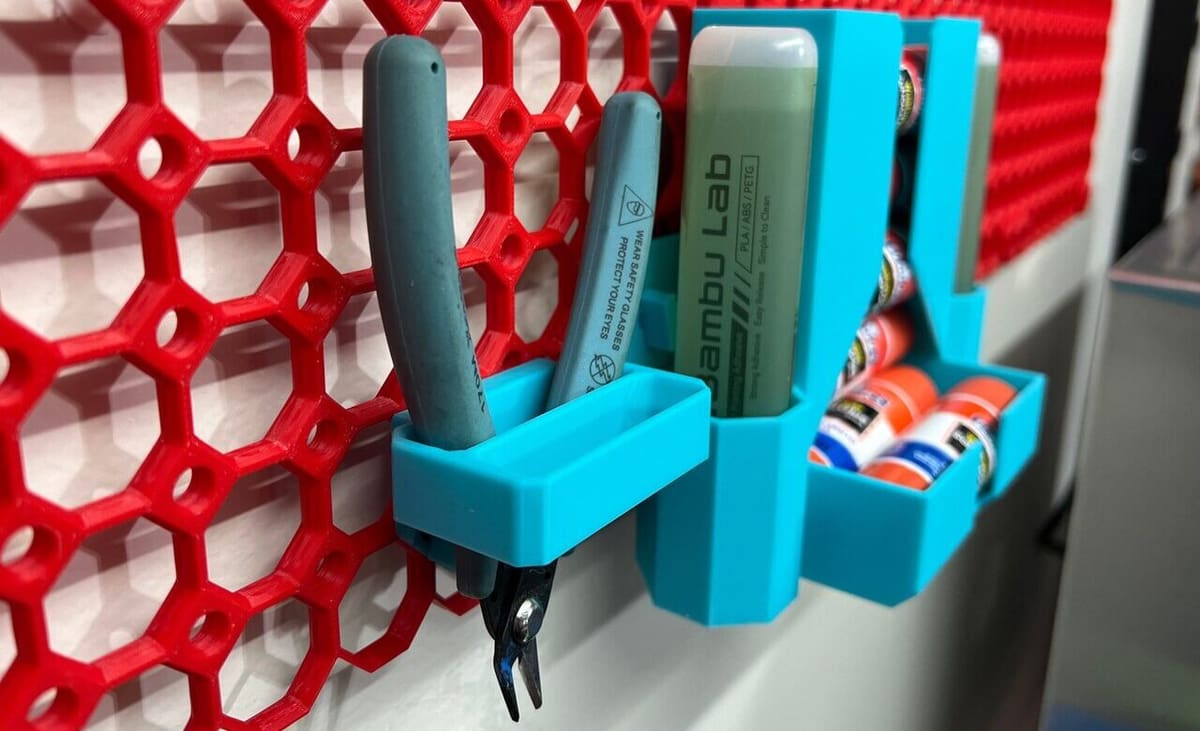 You can 3D print storage for these convenient support-removers