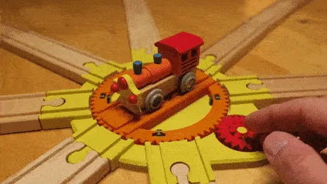 Image of: 13. Turntable Crossing